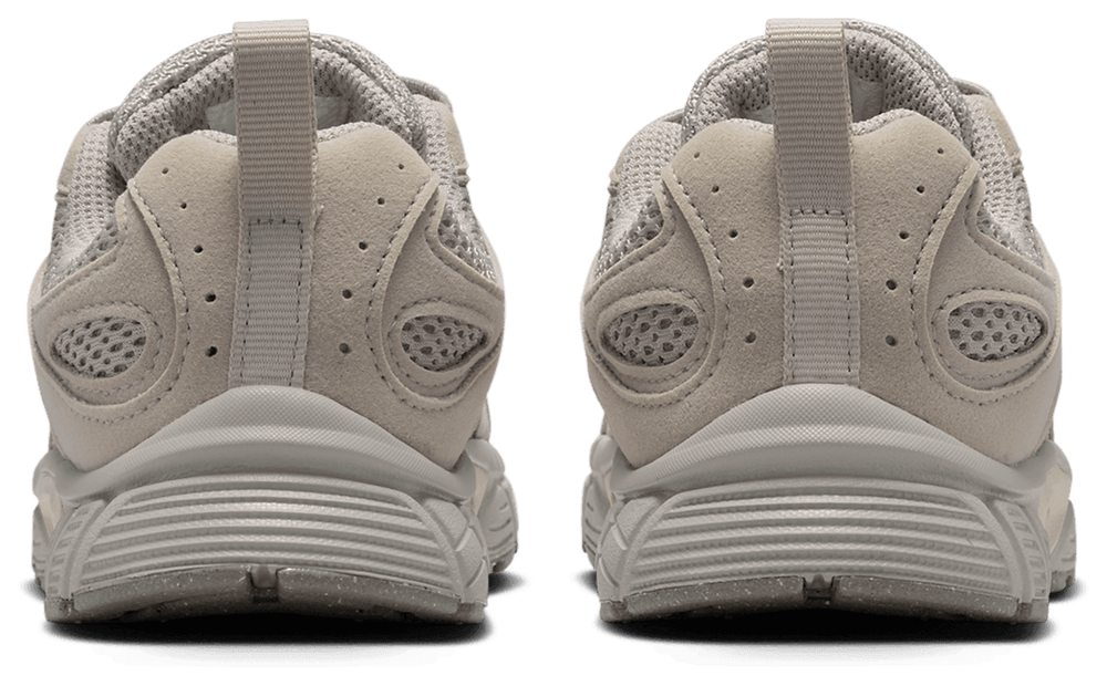 Nike V5 RNR Suede - Boys' Preschool — Pencil Point/Moon Particle/Light Orewood Brown — view 3