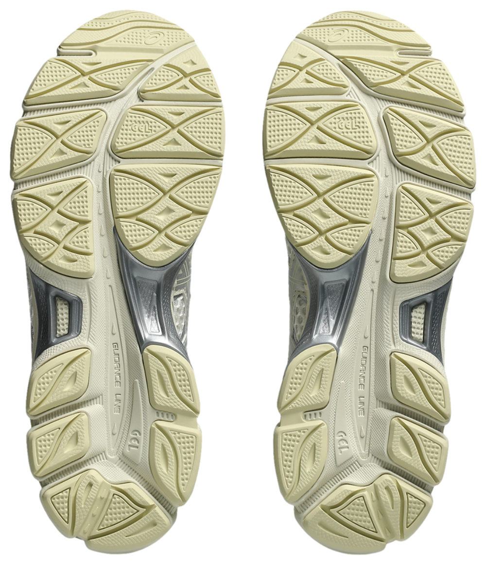 ASICS® GEL-Cumulus 16 - Women's — Cream/Pure Silver — view 5