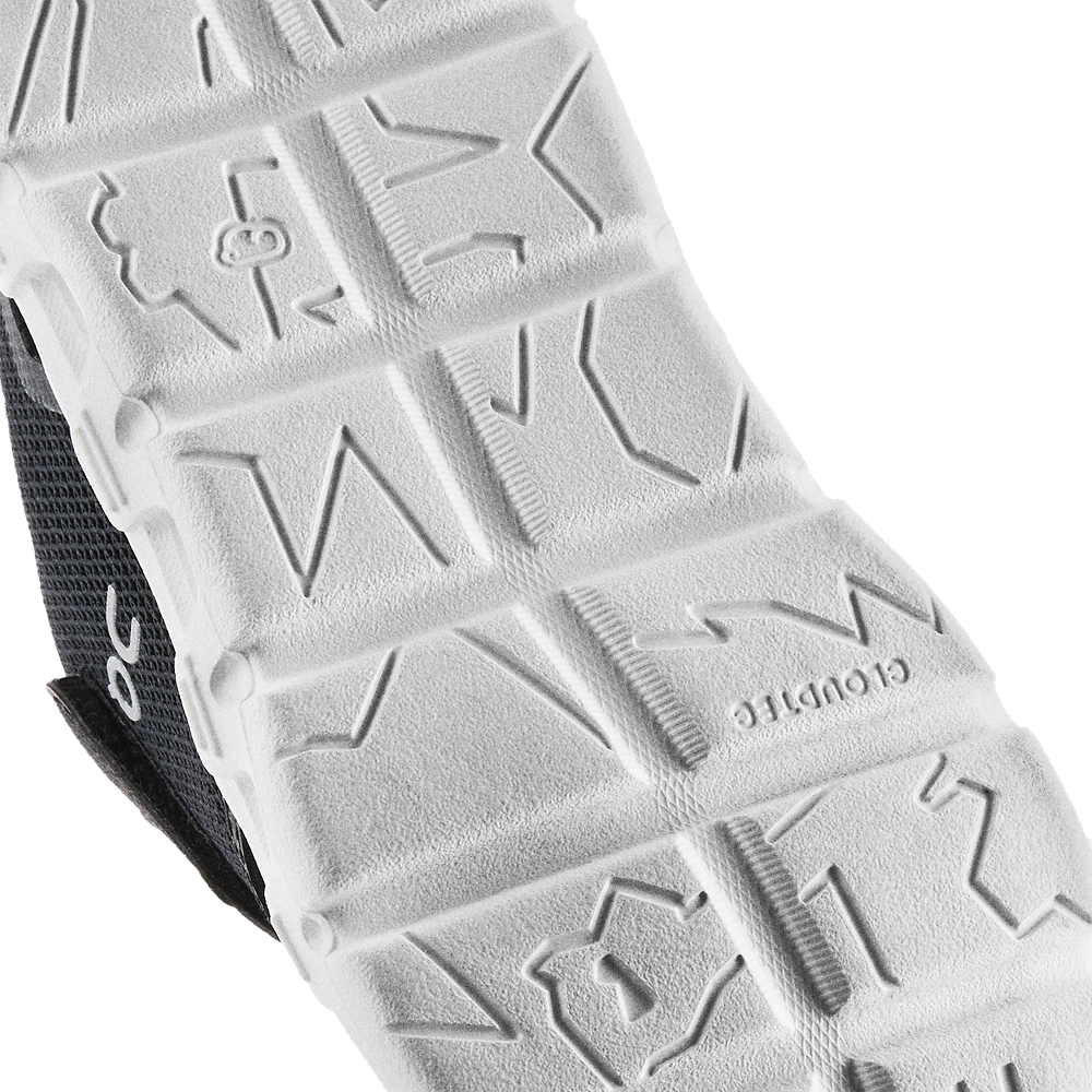On Cloud Dash - Boys' Toddler — Black/White — view 8