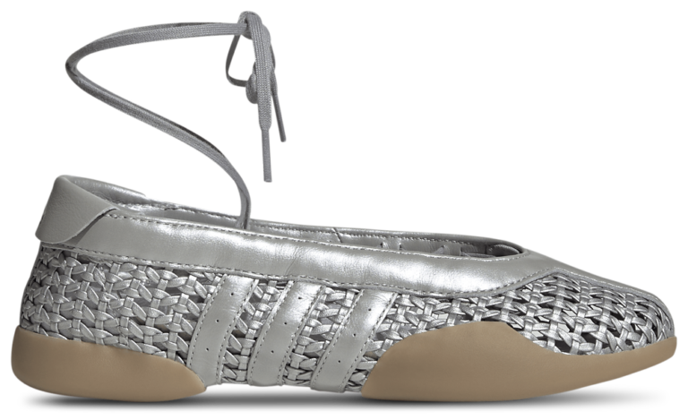 adidas Originals Taekwondo Mei Ballet - Women's Silver Met/Silver Met/Gum product view