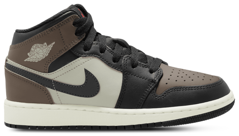 Jordan AJ 1 Mid - Boys' Grade School Univ Red/Black/Phantom product view