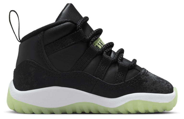 Jordan Retro 11 SS - Boys' Toddler Black/Dark Raisin/Volt product view