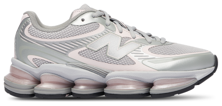 New Balance 2000 - Women's Pink Granite/Raincloud product view