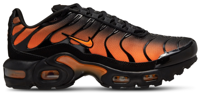 Nike Air Max Plus - Boys' Grade School Black/Total product view