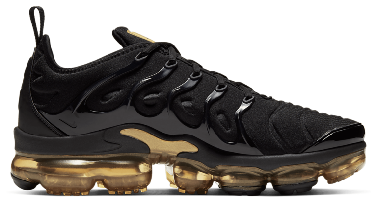 Nike Air Vapormax Plus - Men's Black/Metallic Gold product view