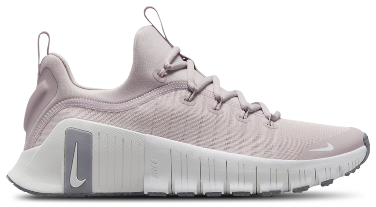 Nike Metcon 6 - Women's Platinum Volt/White/Cement Grey product view
