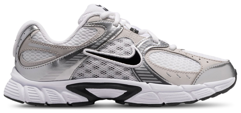 Nike V5 RNR - Boys' Grade School White/Black/Vast Grey product view