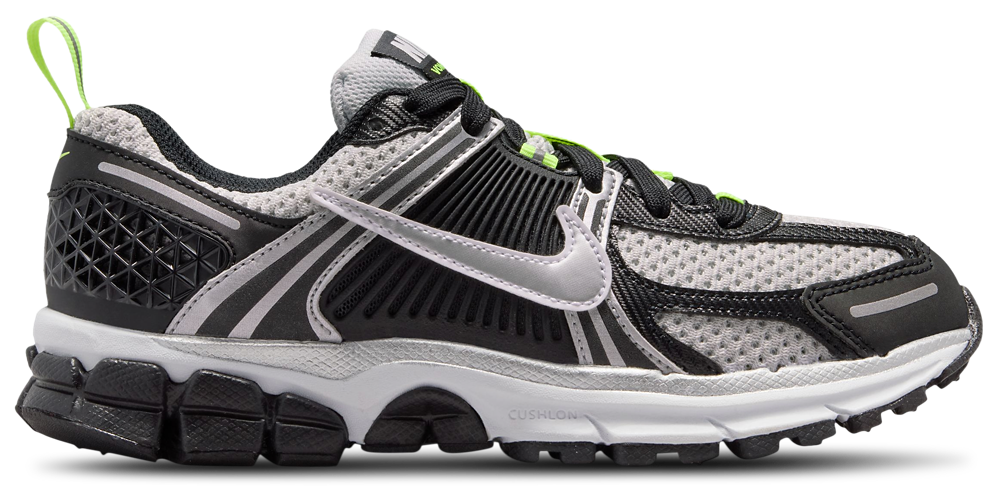 Nike Vomero 5 - Boys' Grade School Black/Metallic Silver/Photon Dust product view