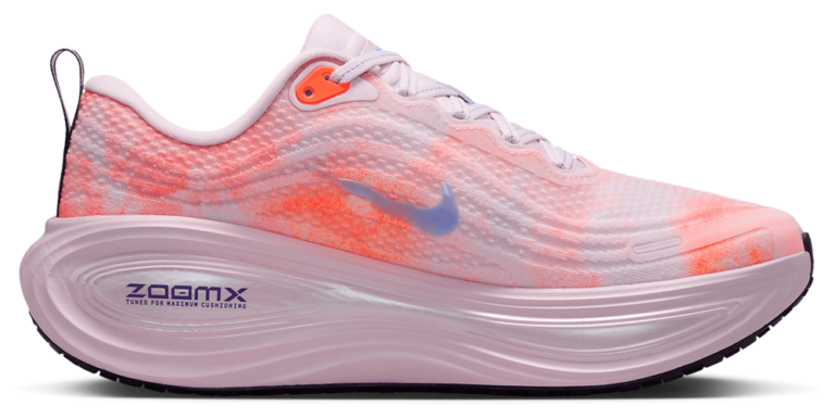 Nike Vomero Plus - Women's Bleached Lilac/Royal Pulse/Hyper Crimson product view