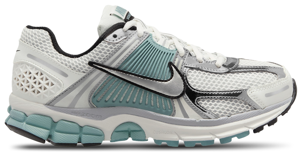 Nike Zoom Vomero 5 News - Women's Metallic Silver/Wolf Grey/Summit White product view