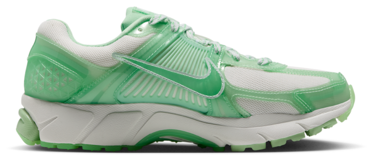 Nike Zoom Vomero 5 - Women's Sail/Barely Green/Cucumber Calm product view